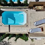 アパート Doliva Erietta Private Pool