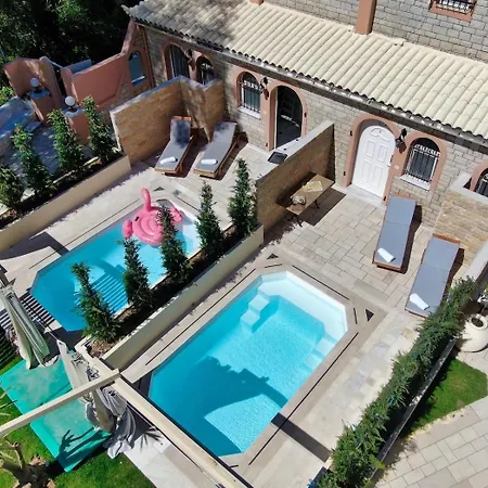Doliva Erietta Private Pool Apartman *
